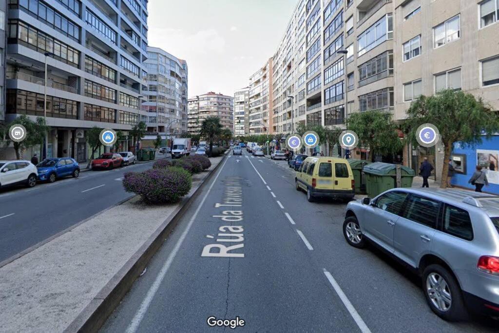 Espacioso Piso Con Garaje Cerca Del Centro De Vigo Bagian luar foto